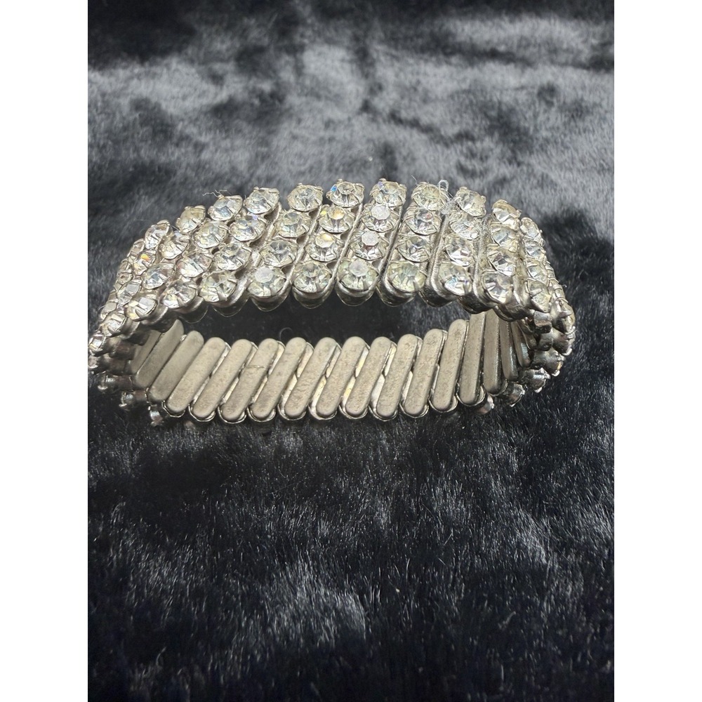 Vintage Japan 4 Row White Rhinestone Expandable Metal Stretch‎ Bracelet